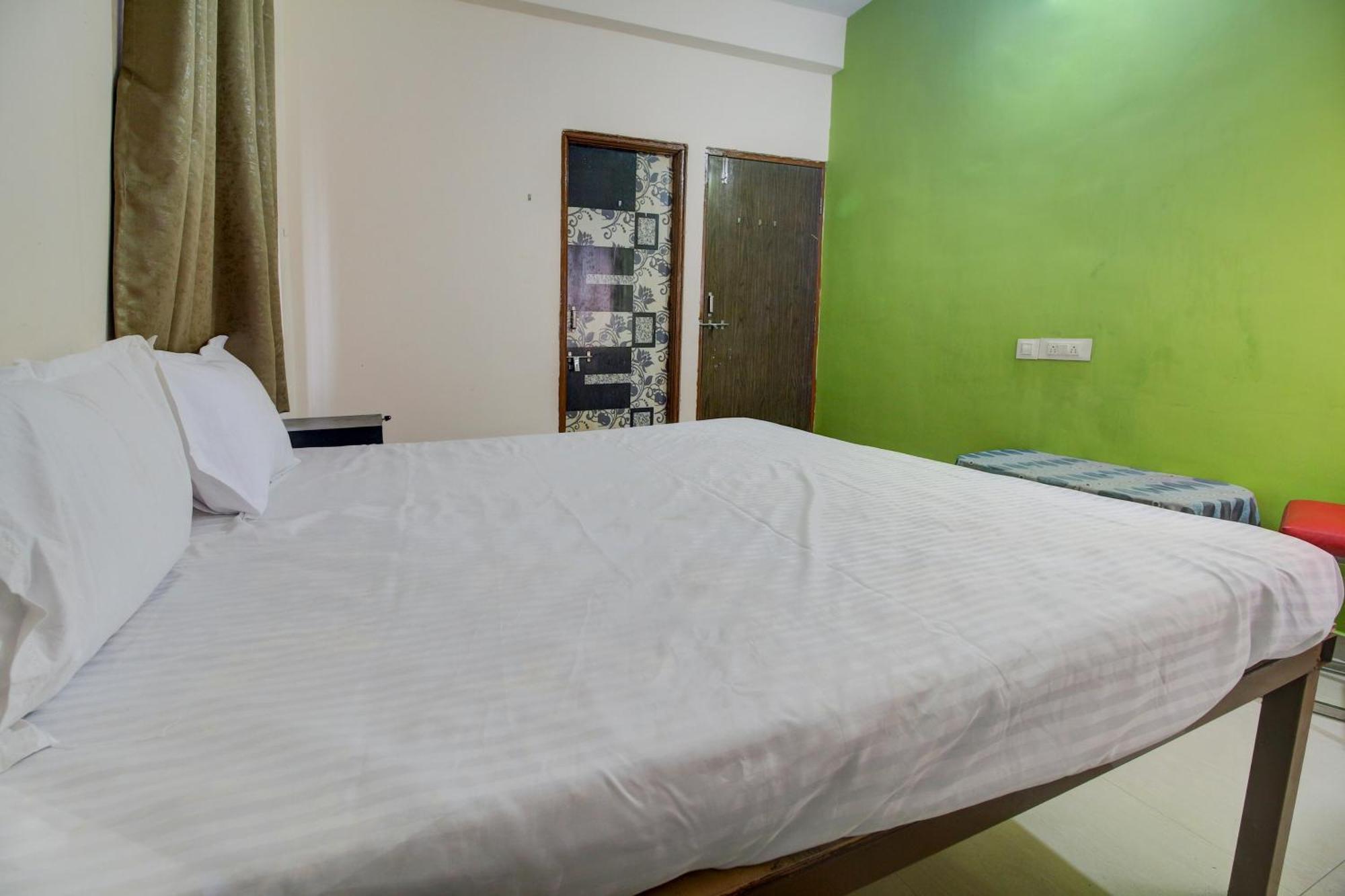 Hotel O Elite Inn Koradi Экстерьер фото